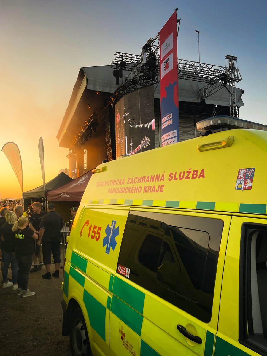 Festival Hrady CZ přinesl několik zásahů našich posádek, převážně kvůli intoxikaci alkoholem v areálu i jeho okolí. Směna byla náročná pro posádky i dispečink, ale festival se naštěstí obešel bez vážnějších zdravotních komplikací.