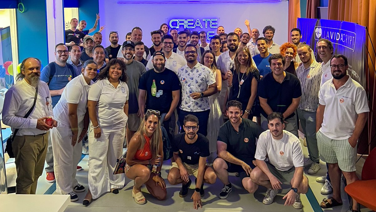 CryptoDays (@cryptodays_xyz) on Twitter photo That’s a wrap for the first semester of CryptoDays 🫰
Thanks to everyone who showed up, spoke up, and made the crypto scene feel real and local.
s/o to <a href="/LaVidaCrypto_/">LaVidaCrypto</a> for closing it with a live session, and to <a href="/chainlinkesp/">Chainlink - Cuenta oficial en español ⬡</a> <a href="/chainlink/">Chainlink</a> <a href="/Stakely_io/">Stakely</a> for the support. That’s a wrap for the first semester of CryptoDays 🫰
Thanks to everyone who showed up, spoke up, and made the crypto scene feel real and local.
s/o to <a href="/LaVidaCrypto_/">LaVidaCrypto</a> for closing it with a live session, and to <a href="/chainlinkesp/">Chainlink - Cuenta oficial en español ⬡</a> <a href="/chainlink/">Chainlink</a> <a href="/Stakely_io/">Stakely</a> for the support.