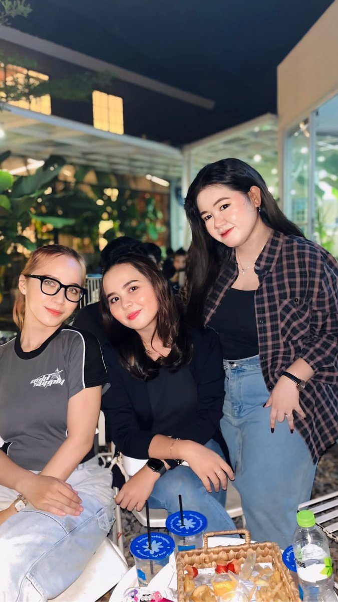 nicotinaddict3d's tweet image. @rika_ulee