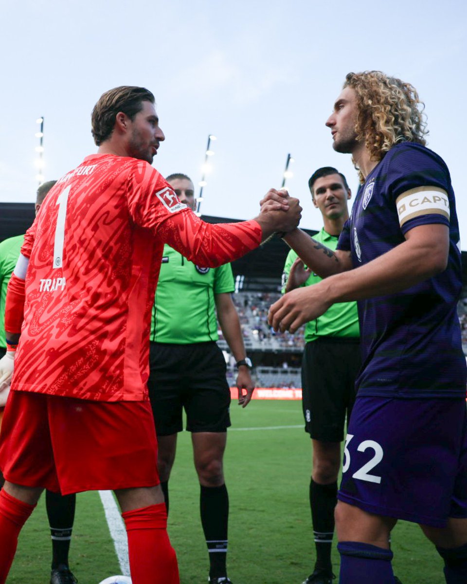 loucityfc's tweet image. The Germans are making their way 🔙 to Louisville!
We’re set to host @Bundesliga_DE’s @Eintracht just 𝙊𝙉𝙀 𝙒𝙀𝙀𝙆 from today 🤩
Get your tickets 𝙉𝙊𝙒 🎟️ loucity.com/frankfurt/