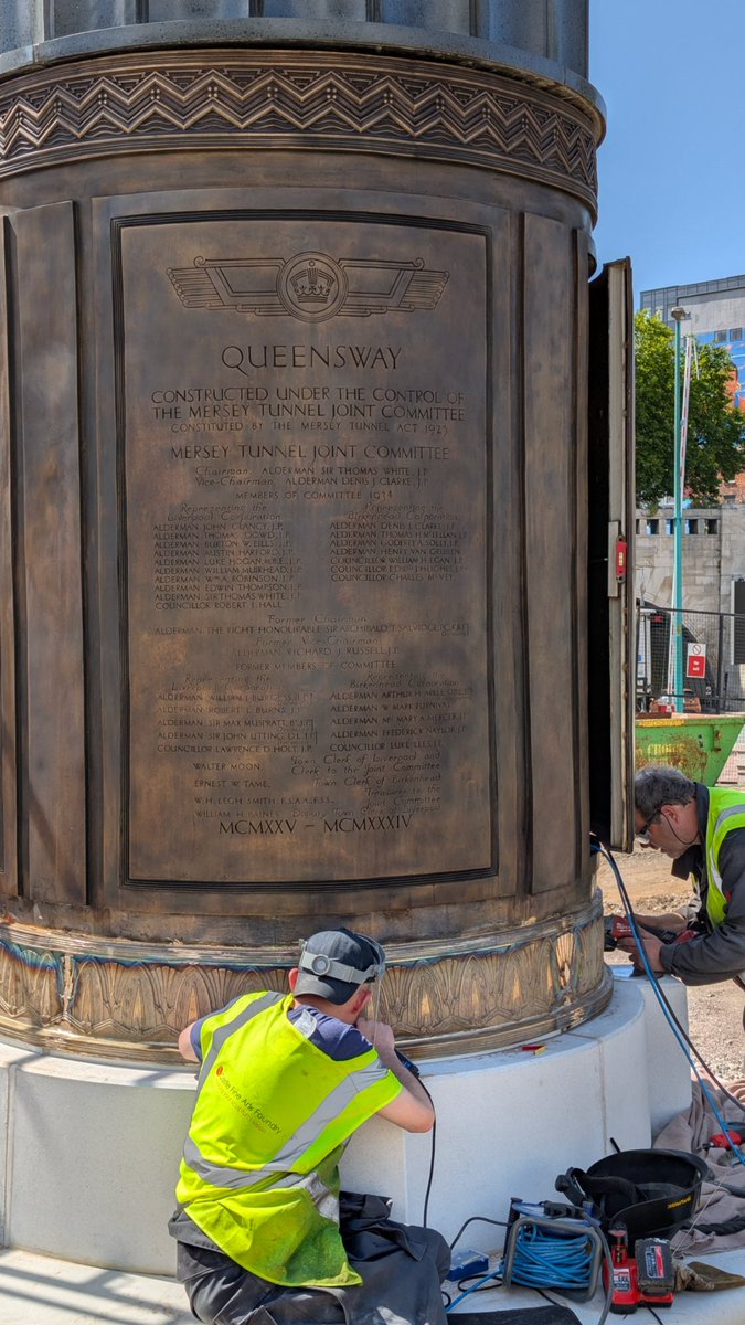 LiverpoolVista's tweet image. Queensway Tunnel monument at the Liverpool entrance.