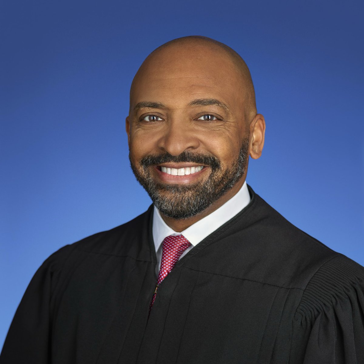 martinwalsh__'s tweet image. Trump’s lawsuit against the Wall Street Journal and Rupert Murdoch has been assigned to Judge Darrin Gayles — an Obama appointee