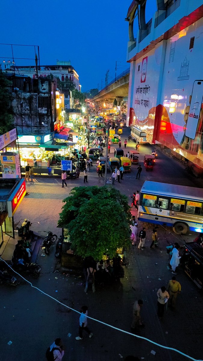 SukhiRewar's tweet image. कोई पा लेगा सबकुछ यहां 
और....... कोई बस खोता रह जाएगा 
✨Good evening ✨
Pinkcity🫰🫰