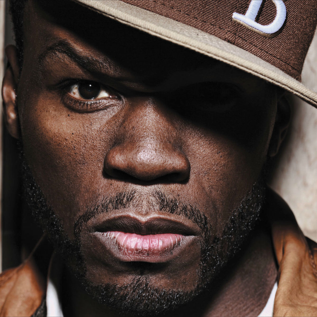 iamwildandout's tweet image. Messy and Famous: 50 Cent — Shot 9 Times and Left for Dead... Then Became a Billion-Dollar Hustler
Before the fame, before the clubs and Vitaminwater deals, Curtis “50 Cent” Jackson was just a kid from South Jamaica, Queens, raised by a drug-dealing mother who was murdered when…