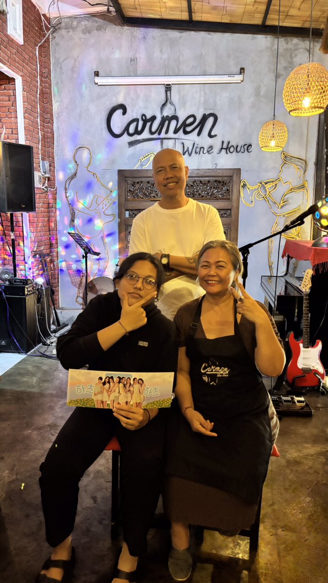 cndrafiles's tweet image. berakit rakit ke hulu, berenang renang ke tepian
bertemu orang tuanya dulu, bertemu anaknya kapan kapan (yg gtw kapan)

dikasi freebies sma mamanya, lucuu bgtt😍🫶🏻