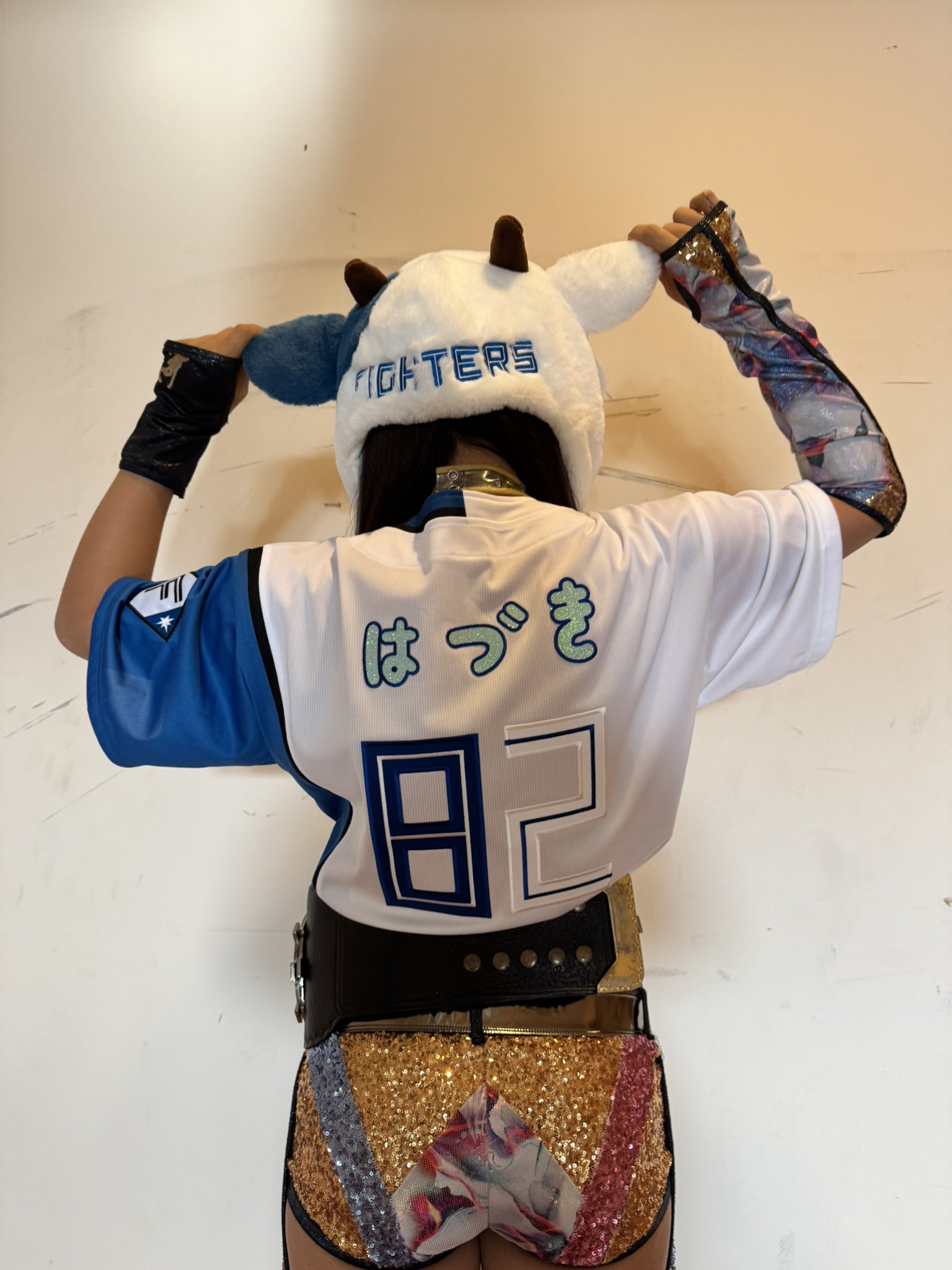 u*c様 北海道日本ハムファイターズフード付きブラック監督・選手愛用XL〔LL） Amazon.co.jp: [ニューエラ] 帽子 9FORTY A-Frame トラッカー