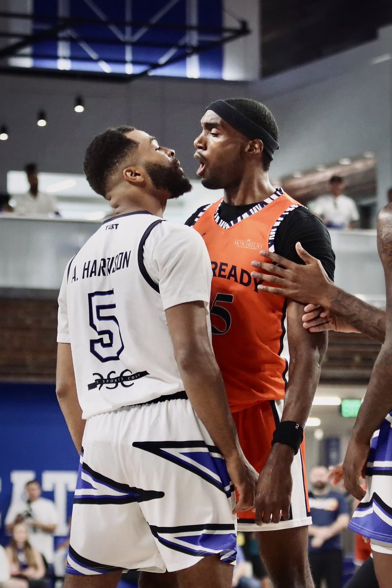 acrphoto's tweet image. Yesterday definitely had a little bit of that Memorial magic. Archie Goodwin sealed it to send La Familia to the TBT Round of Sixteen.