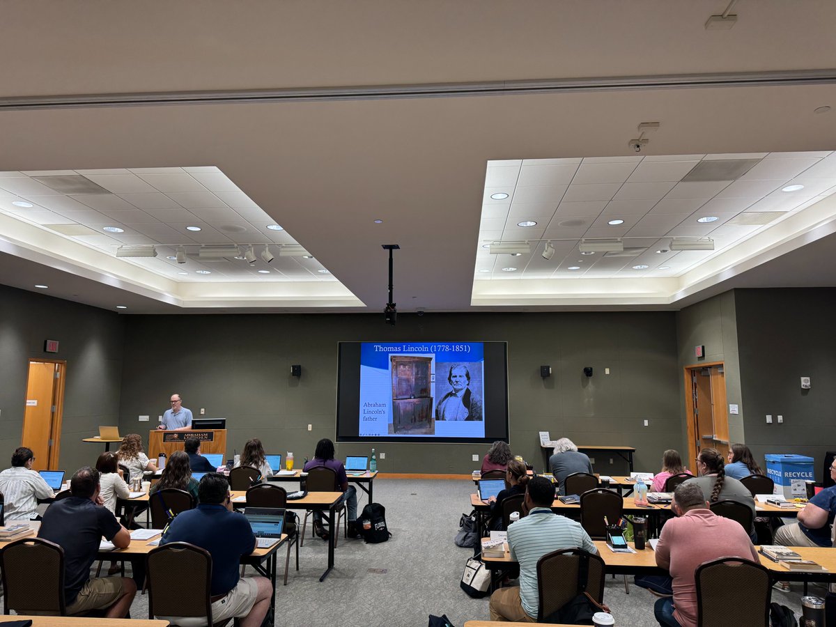 mremrich1's tweet image. Calling all educators and history buffs! Livestream Dr. Jon White (@CivilWarJon) as he kicks off the @Gilder_Lehrman @ALPLM Reframing Lincoln seminar. Don’t miss this deep dive into Lincoln’s legacy #gliseminars2025
Watch here👇 gilderlehrman.org/professional-d…