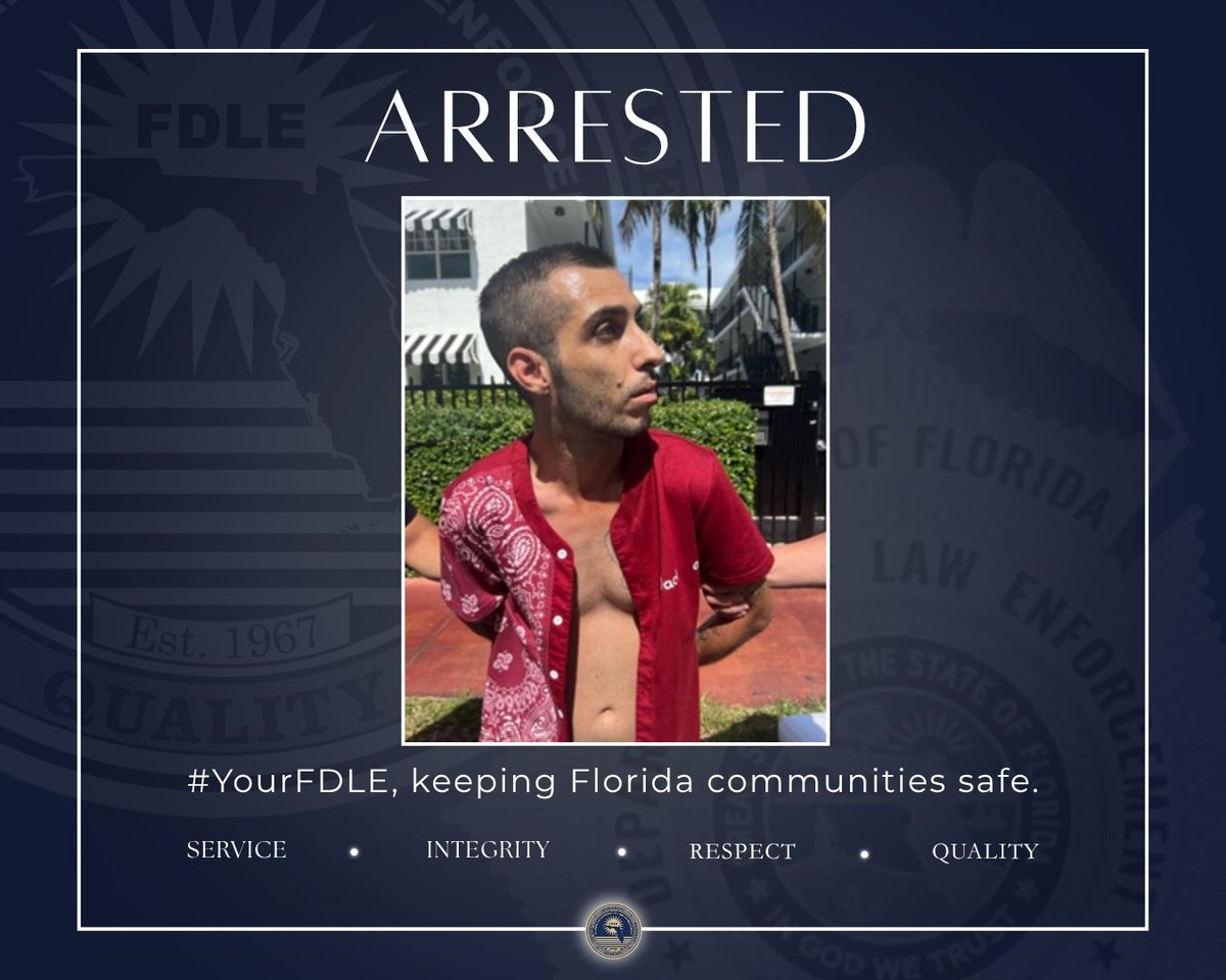 fdlepio's tweet image. TEAMWORK: Agents with FDLE Miami & Orlando coordinated with @MiamiBeachPD to locate and arrest Cristiano Rosario Maurici, wanted by @OrangeCoSheriff for multiple charges including aggravated stalking and written threats to kill. He is also wanted in Lee and Osceola counties.