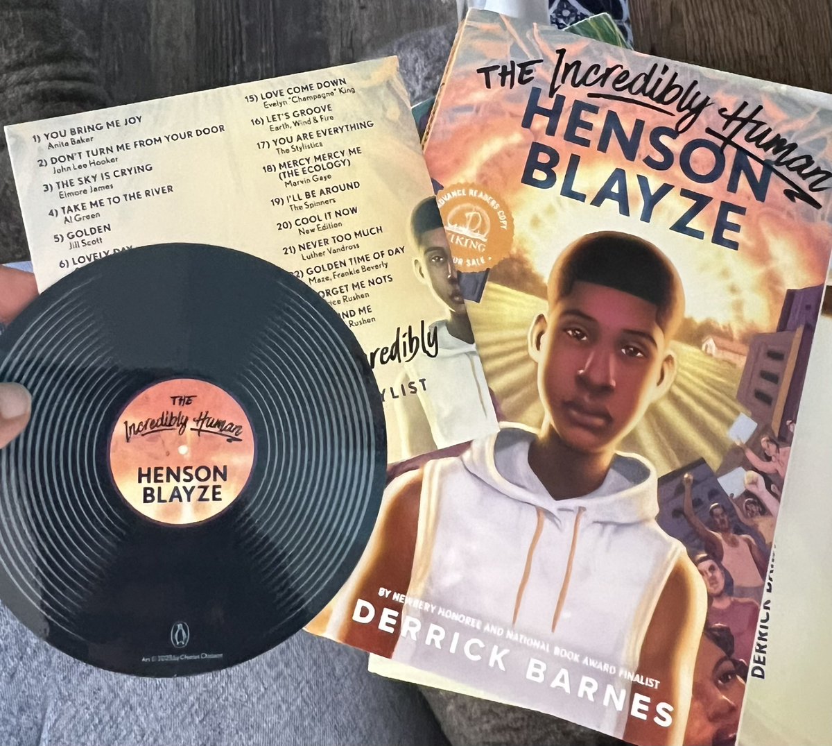 Jennifer Hottinger (@hottsnewreads) on Twitter photo ๐What a great book! โค๏ธ Students will love this book that is about so much more than a football phenom! Releases in September! Heading your way, <a href="/HalburJennifer/">Jennifer Halbur ๐ค๐๐</a> !๐๐ซ #bookposse <a href="/dbarnesreads/">Derrick Barnes</a> <a href="/VikingBooks/">Viking Books</a> <a href="/penguinrandom/">Penguin Random House ๐ง๐ ๐</a> ๐What a great book! โค๏ธ Students will love this book that is about so much more than a football phenom! Releases in September! Heading your way, <a href="/HalburJennifer/">Jennifer Halbur ๐ค๐๐</a> !๐๐ซ #bookposse <a href="/dbarnesreads/">Derrick Barnes</a> <a href="/VikingBooks/">Viking Books</a> <a href="/penguinrandom/">Penguin Random House ๐ง๐ ๐</a>