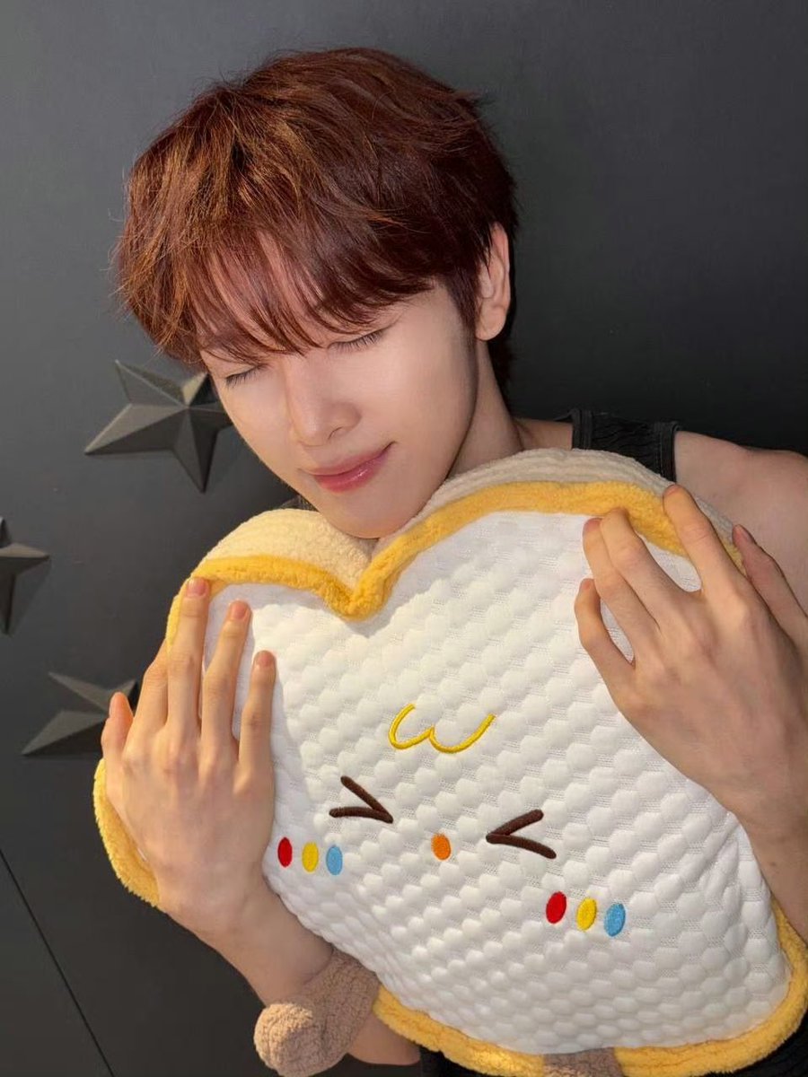 mybaescy's tweet photo. >.<                                            ㅇ.< https://t.co/K3VNL37ghr