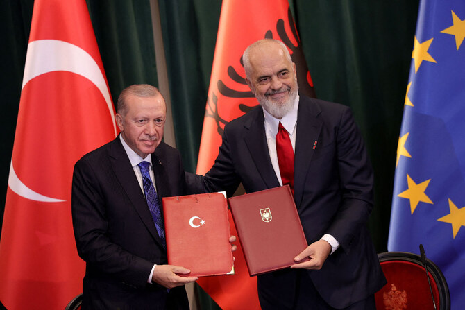 randombalkang's tweet image. 🇹🇷 Turkish President Erdogan:
"We are ready for full membership in the European Union."🇪🇺
Thoughts? 🤔