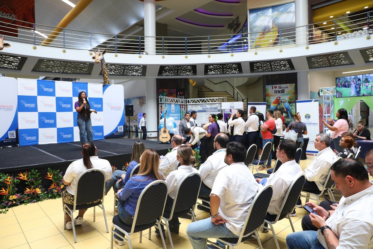 Defensoría del Pueblo alcanza a más de 9 mil personas en prevención de violencia hacia la mujer.
<a href="/eleblancg/">Eduardo Leblanc Jr.</a>