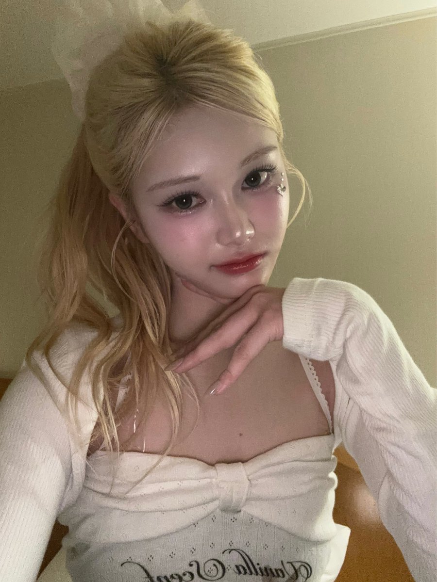 💌 250721 | 11:13PM KST
[eng] “I likeponytail🩷🩵🩷🩵”

#마유 #트리플에스