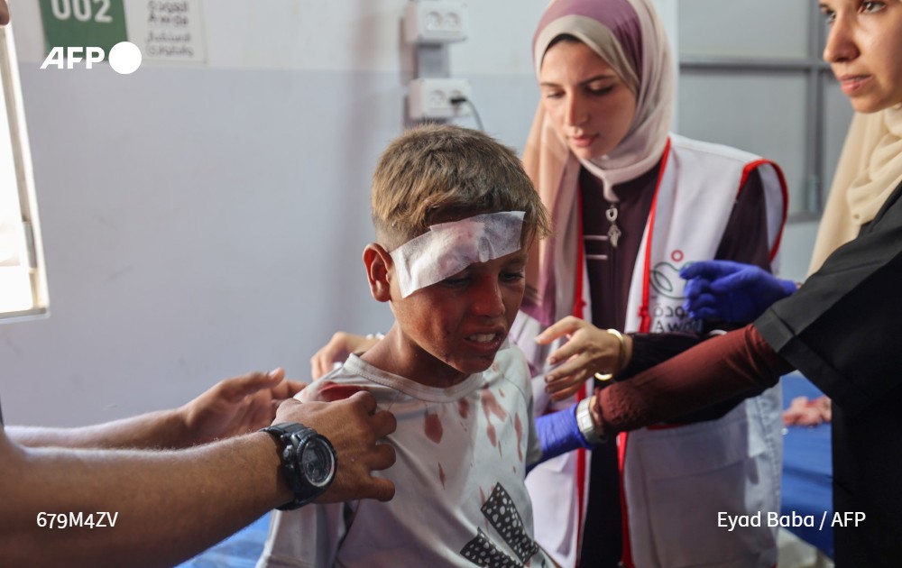 "Nos reunimos para enviar un mensaje simple y urgente: la guerra en Gaza debe cesar inmediatamente", afirmaron en un comunicado conjunto 24 países, entre ellos Reino Unido, Francia, Canadá y Japón, "El sufrimiento de los civiles en Gaza ha alcanzado nuevos niveles", dicen #AFP