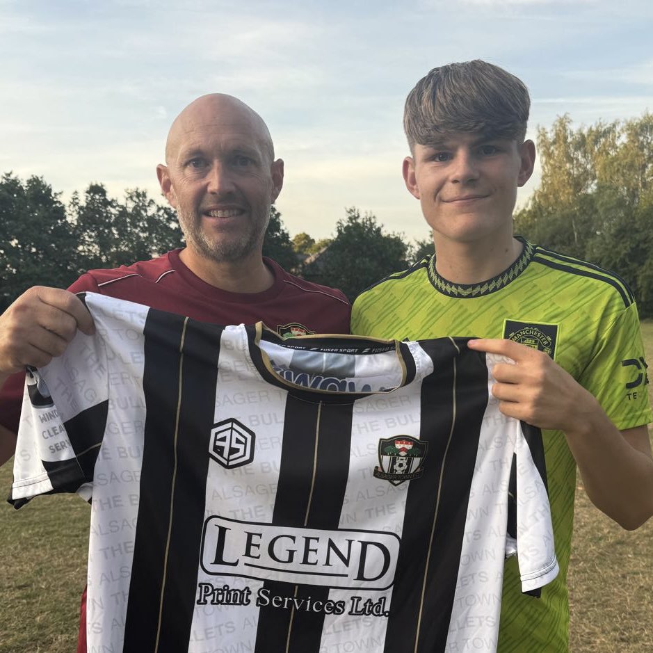 alsagertown_fc's tweet image. Alsager Town Football Club are delighted to announce the signing of midfielder Taylor Swift. ✍️