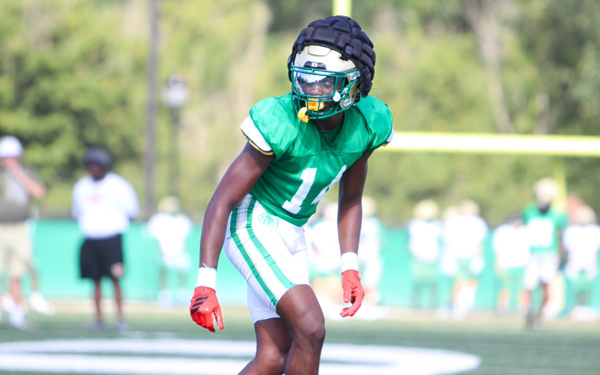 2027 DB Ethan Hauser had been waiting for an offer from Georgia. It came this summer and now the Bulldogs are a major contender for the Buford star. #GoDawgs

Story: on3.com/teams/georgia-…