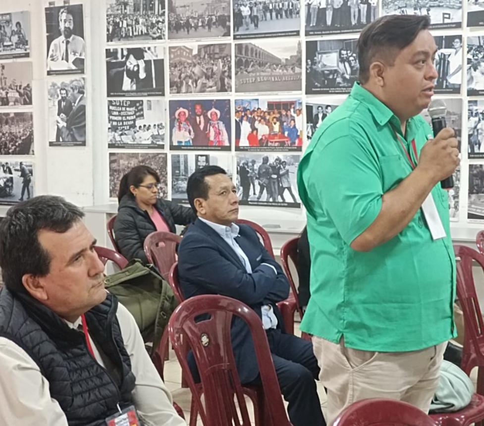 MovRegionales's tweet image. Asociación de @MovRegionales celebran Congreso Nacional de Movimientos Regionales en local del @SUTEP acordando apoyo conjunto en ERM 2026, y reafirman compromiso con la defensa del derecho a la participación política y la democracia
@RPPNoticias @exitosape @canalN_ @atv_noticias