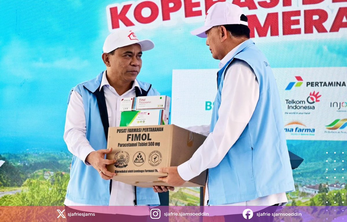 sjafriesjams's tweet image. Presiden Republik Indonesia @prabowo meresmikan Kelembagaan 80.081 Koperasi Desa/Kelurahan Merah Putih (KDMP/KKMP) di Desa Bentangan, Klaten (Senin, 21 Juli 2025).
Gerakan besar ini bukan sekadar peresmian koperasi, tetapi tonggak strategis membangun kemandirian ekonomi desa.…