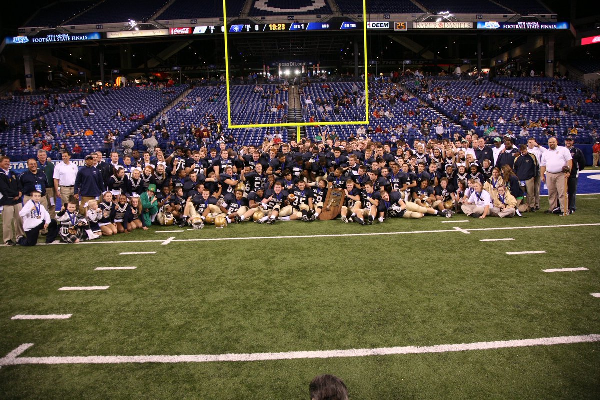 CathedralFBall's tweet image. 2010 ☘️🏈 State Championship Team, we want to recognize you for the 15th anniversary of your State Title

Tag your teammates, spread the word, and let’s pack the house with Irish pride as we honor you for your role in Cathedral Football history 🏆

🎟️: qtego.us/qlink/football…