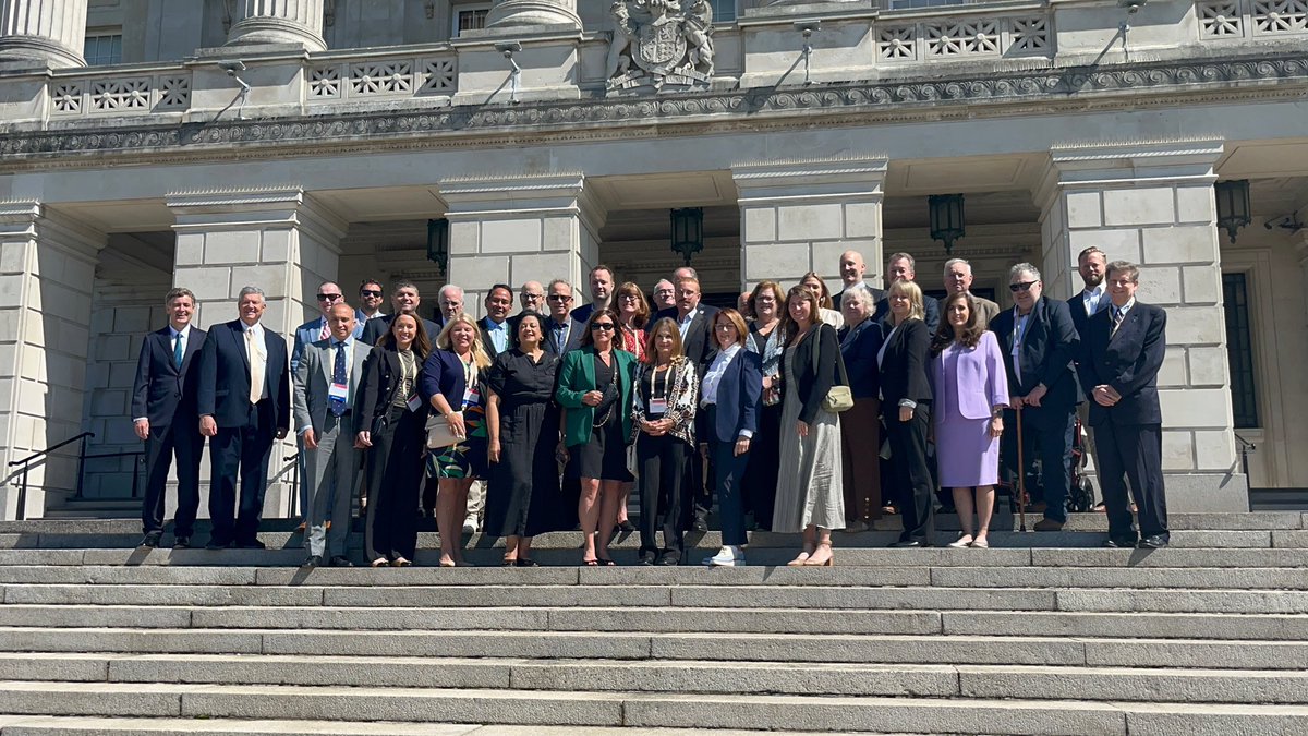 theresagavarone's tweet image. Last week, I had the incredible opportunity to join a bipartisan group of legislative leaders from across the country in Ireland as part of the National Conference of State Legislatures Legislative Study Tour. We toured the Irish Parliament in Dublin and met with Ireland’s Senate…