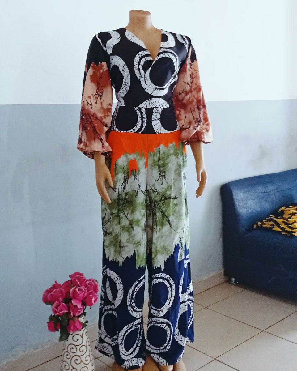 Ariellaposh chic we have another two pieces.
 Let's change your wardrobe 
#isewforaliving
#staychic