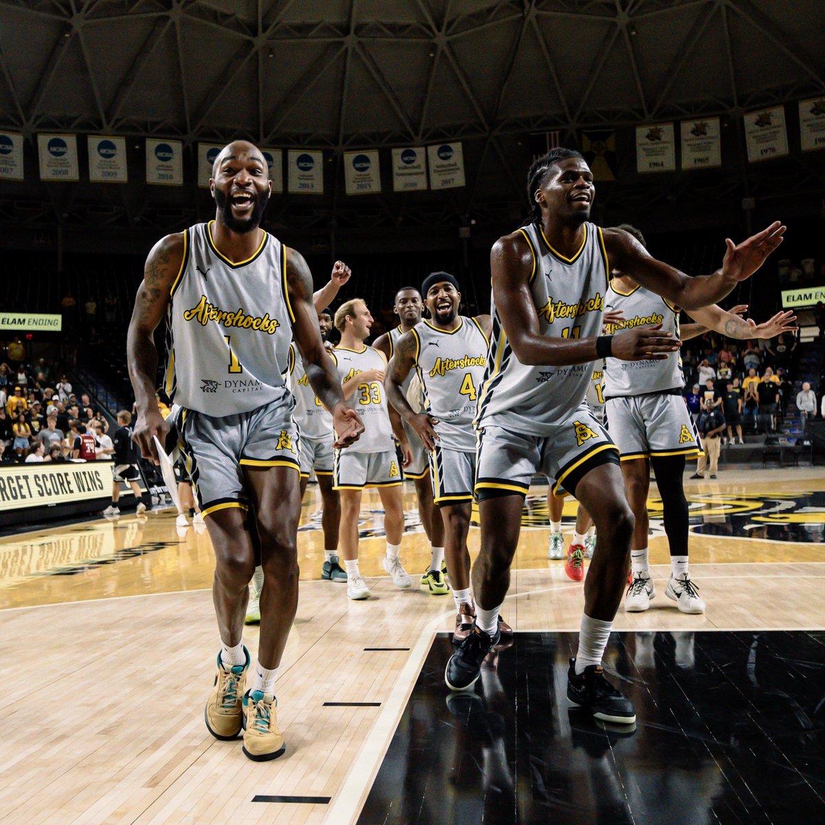 GoShockers's tweet image. ๐จ TBT TICKET DEAL ALERT ๐จ
GA Tickets for Tuesday's #TBTWichita Regional Final featuring the @AfterShocksTBT are ๐ผ๐ป๐น๐ $๐ญ๐ฌ!
๐๏ธ GoShockers.com/TBTTix