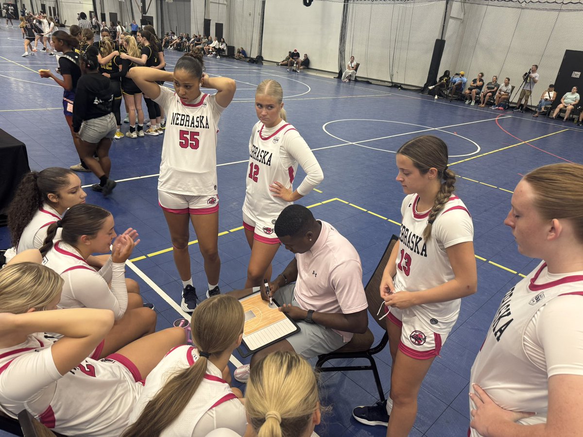 morgan_timmins's tweet image. Finished my last UAA tournament this weekend! Big thank you to @NEAttackRiseSel and @A_Phillips4 for such a great experience! Here are some clips from the weekend!! @patriotsgbball