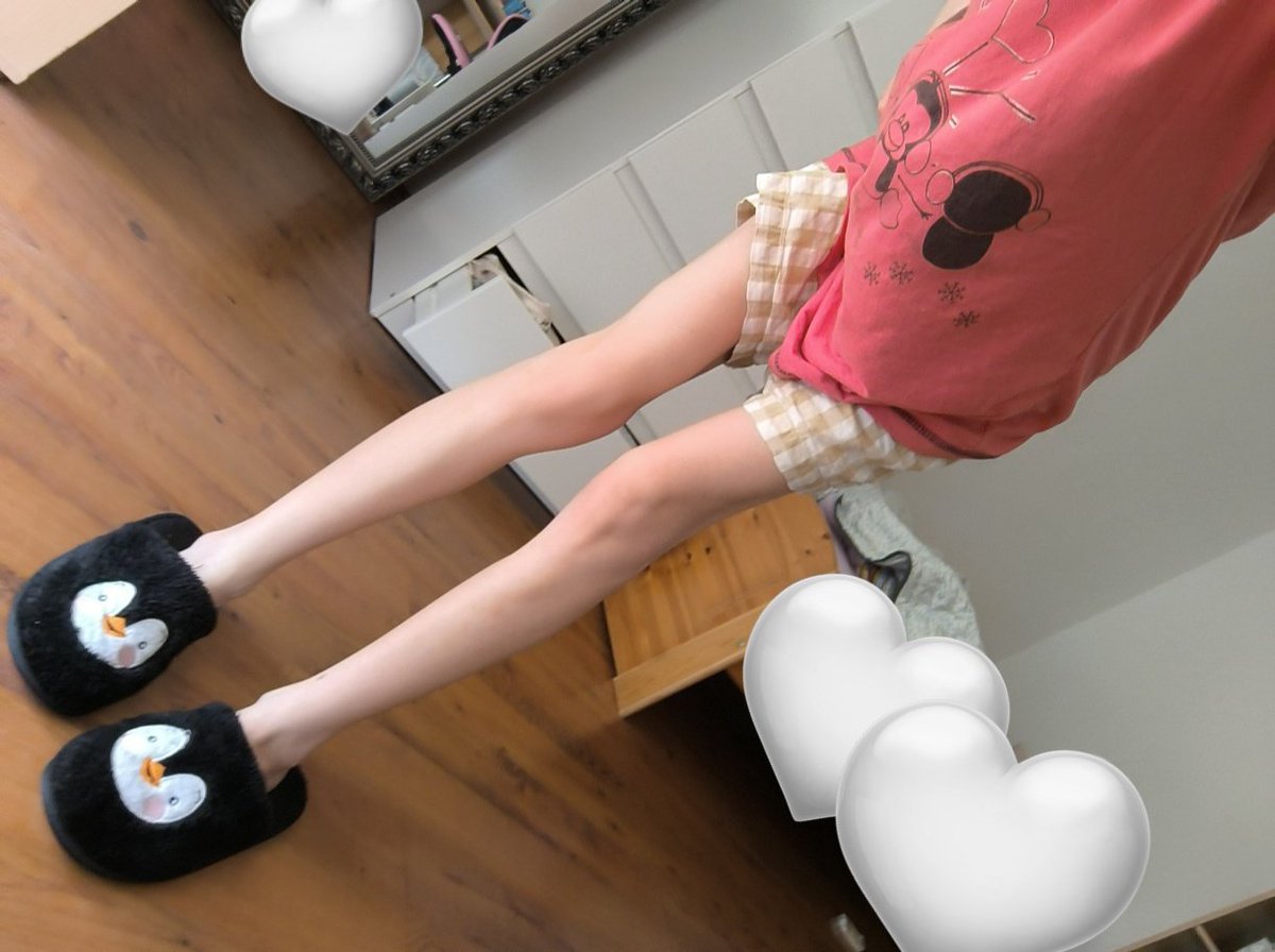 bulimiarch's tweet image. im prob the biggest bmi 14s 🥀