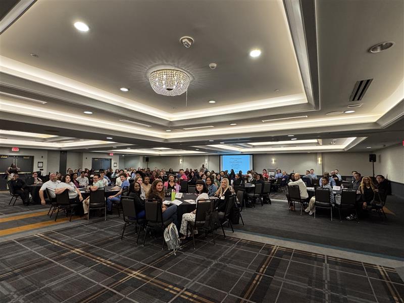 UofLHealth's tweet image. Another 109 talented individuals are now part of the UofL Health family. Welcome aboard!

Want to join the #PowerofU? Check out our current openings: ULHealth.co/careers