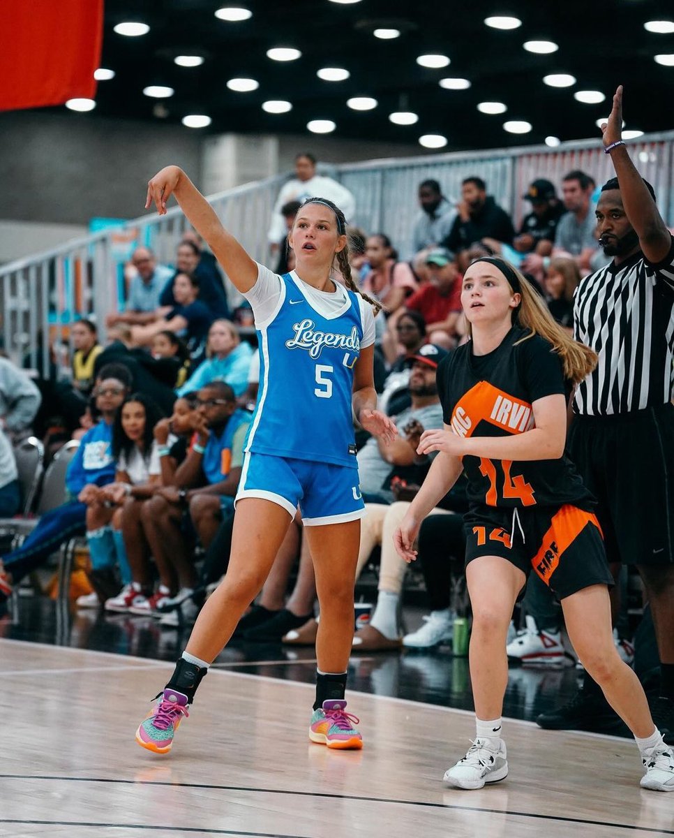 Sydney Williams (@syd_h_williams) on Twitter photo Thank you AAU!!๐๐
Best 3 years of my life.
<a href="/Legends_Bball/">Legends U Basketball</a> <a href="/BryceMcKey/">Bryce McKey</a> <a href="/DrewFladung/">Drew Fladung</a> Thank you AAU!!๐๐
Best 3 years of my life.
<a href="/Legends_Bball/">Legends U Basketball</a> <a href="/BryceMcKey/">Bryce McKey</a> <a href="/DrewFladung/">Drew Fladung</a>