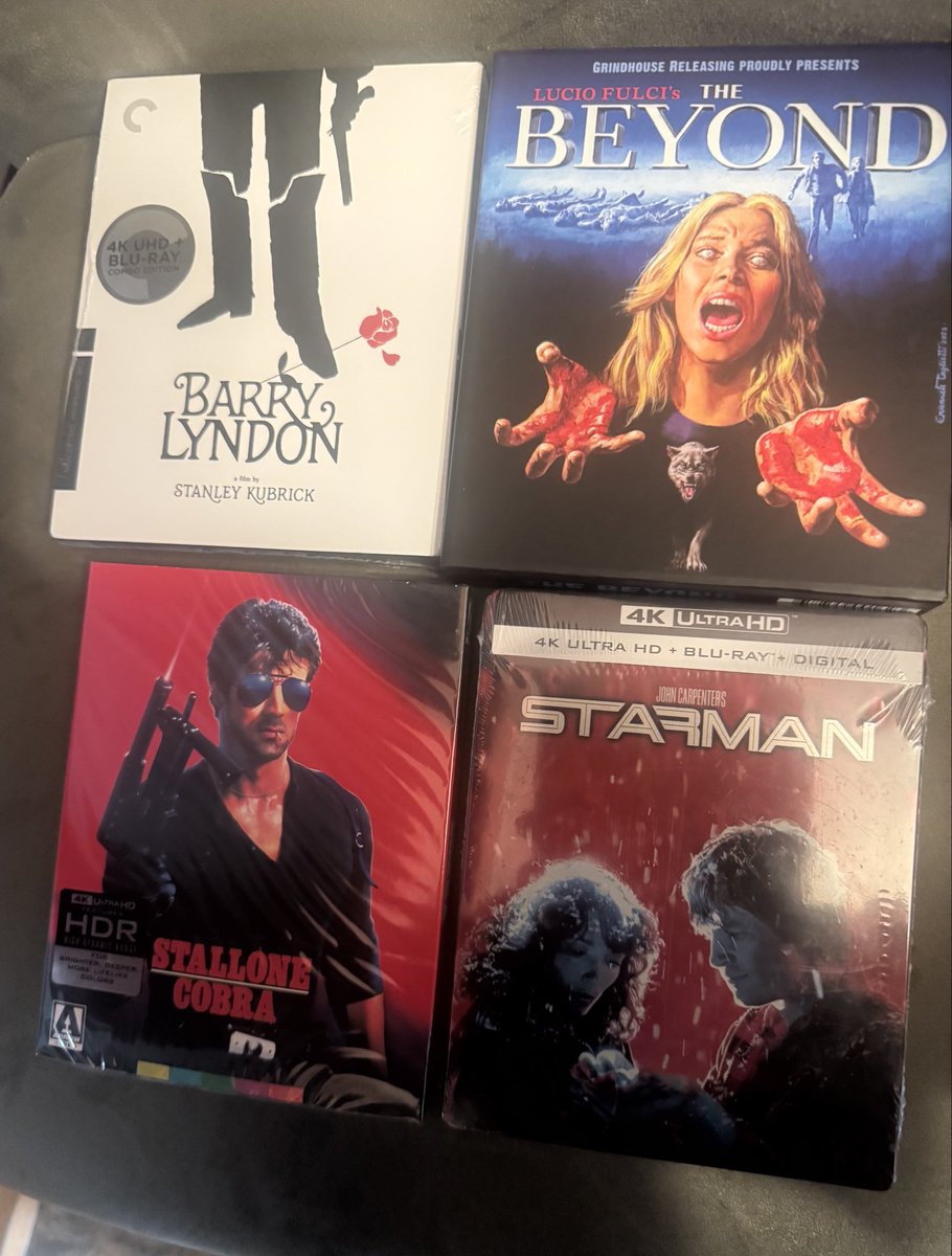 strohltopia's tweet image. Great mail day.