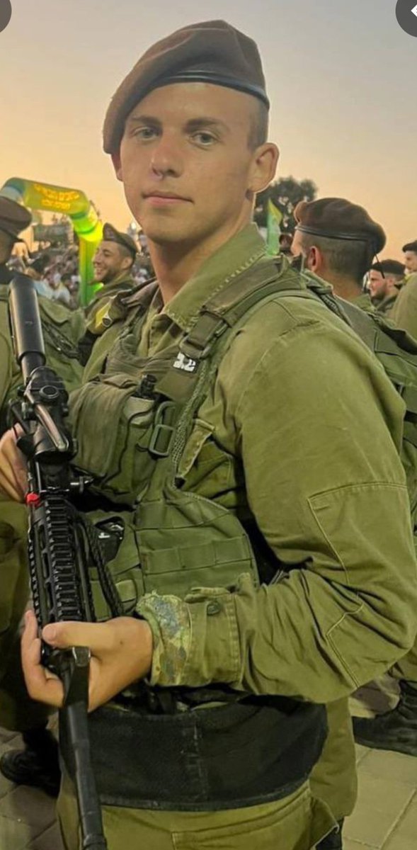 chenmaanit7's tweet image. כל מה שאכתוב ישמע כקלישאה אבל פשוט נמאס לי ועצוב לי לראות חיילים מתים מדי יום או יומיים כשלא ברור בשביל מה המלחמה נמשכת.
עמית כהן. נראה כ"כ חמוד. יהי זכרו ברוך