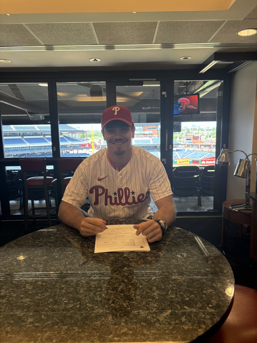 dskirka's tweet image. Look at my guy! So happy for him. What a journey, what a story!!