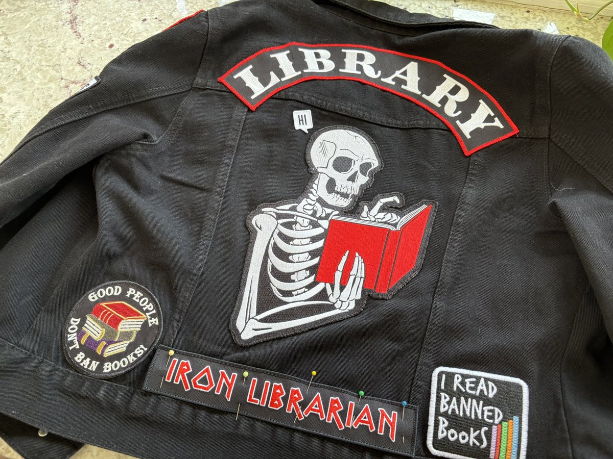 LMS_United's tweet image. Excited to sew on this new patch. Never miss an opportunity to advocate for #librarians, #libraries and the freedom to #read! bit.ly/44KnPUk