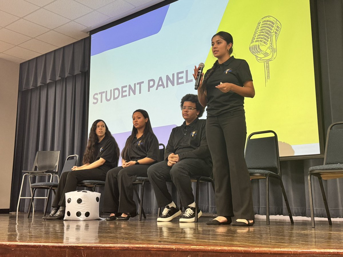 ChannelviewISD's tweet image. Happening now: Our students from The Voice (Superintendent @tchill_ Advisory Council) are presenting to principals and directors during the annual leadership retreat.