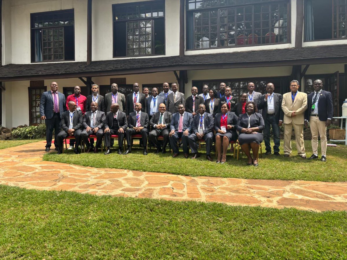 Profshaukat's tweet image. Pleased to open the Taskforce Meeting on Sustainable Livestock Breeding in Africa under the @IAEATC @IAEANA #AtomsForFood initiative. With reps from 13 African countries 🇰🇪 🇩🇿 🇧🇫 🇨🇮 🇹🇩 🇪🇹 🇿🇲 🇧🇮 🇷🇼🇪🇬 🇨🇲 🇹🇬 🇸🇳 urged action plans to harness nuclear tech for livestock productivity.