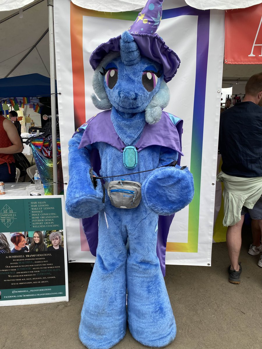 BlackenedBat's tweet image. This is my first ever somewhat 18+ post. The Great and Powerful TRIXIE says you've been very naughty! Thank you @adamandeve for letting Trixie pose with your riding crop.
