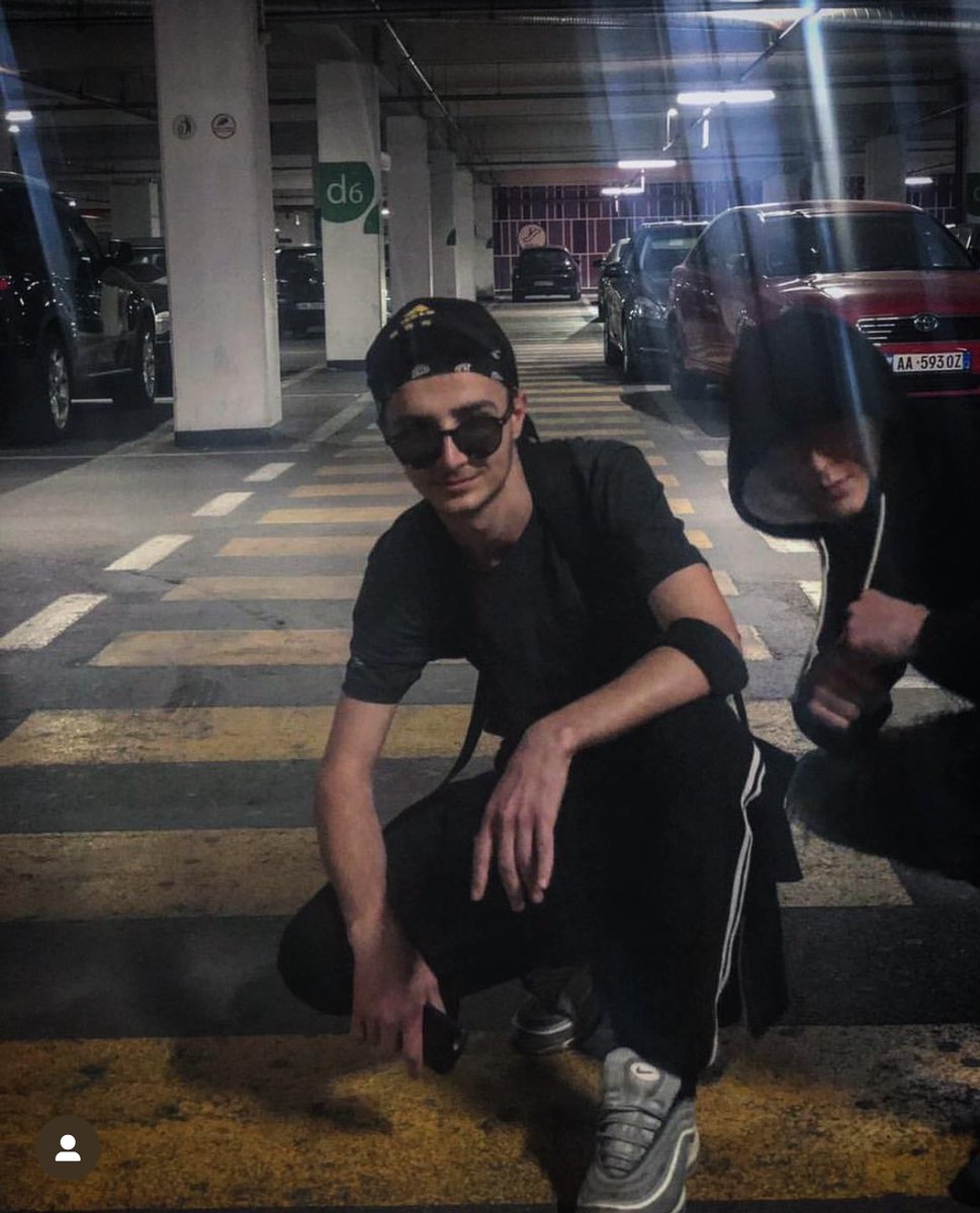 thealonedream's tweet image. #Throwback #2k19