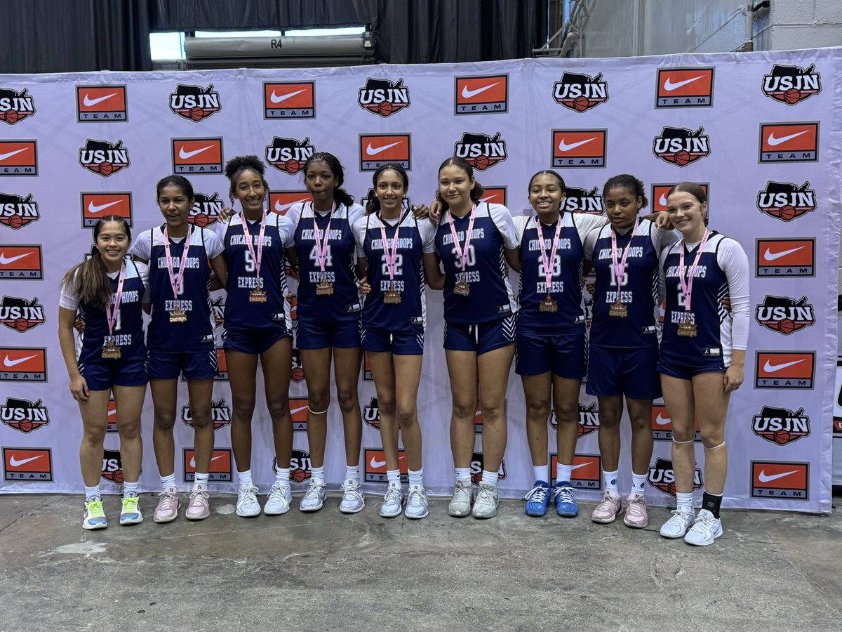 Pulled out a tough one together to get  the championship today at the 16U level. Very proud of what this crew accomplished today. 💙💙 <a href="/ChiHoopsExpress/">(CHE) Jerald Davis</a>  <a href="/USJN/">USJN</a>