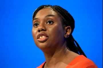 Imagine if this woman is Igbo🤣🤣.
What Kemi is doing to Nigeria is what Tinubu and his branch of Lagos APC are doing to Nigerians: divide and conquer, using bandwagon propaganda.