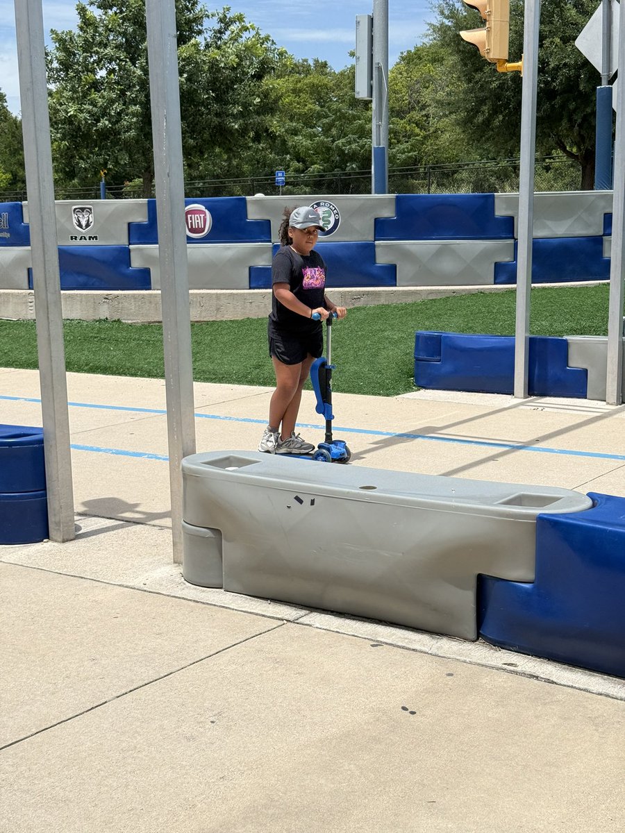 MrsCoachRoss's tweet image. Mya giving me “the look”. 

She fell and said she was done, but I made her dust off and go for another lap. 🫠 don’t worry… I’m back on her good side.

I let her play in the sand 😂