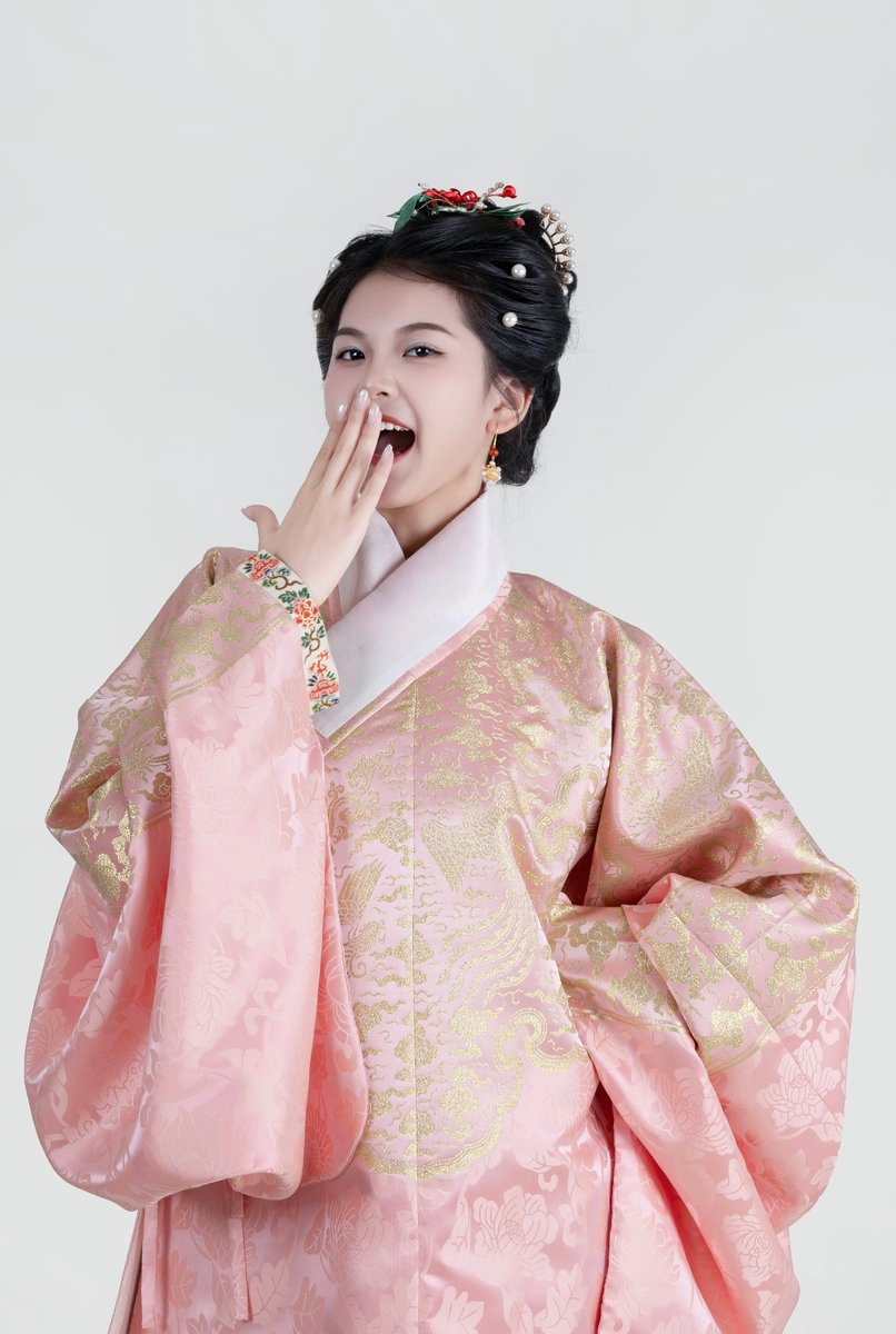 Hanfu_CN tweet media