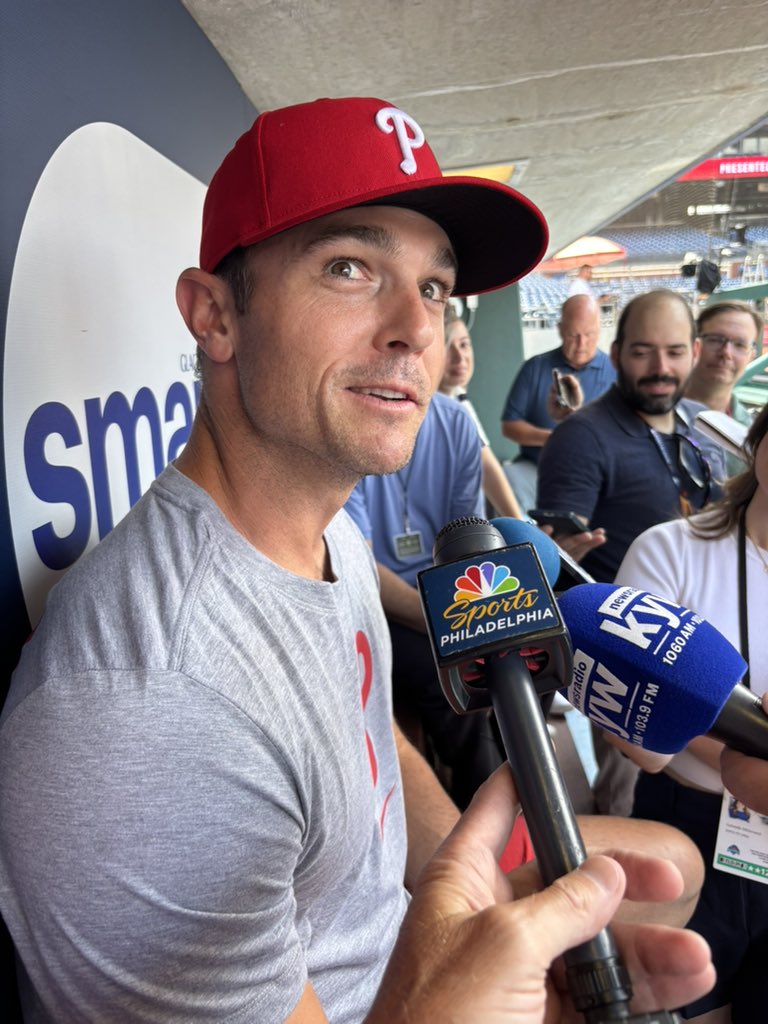 JClarkNBCS's tweet image. David Robertson says he can’t stay away. He wants it like the fans want it. He said he knows this place so well and it is electric and he wanted to be a part of it again. He wants to get over the hump with the Phils &amp;amp; win a World Series with this group.

“Third times the charm”