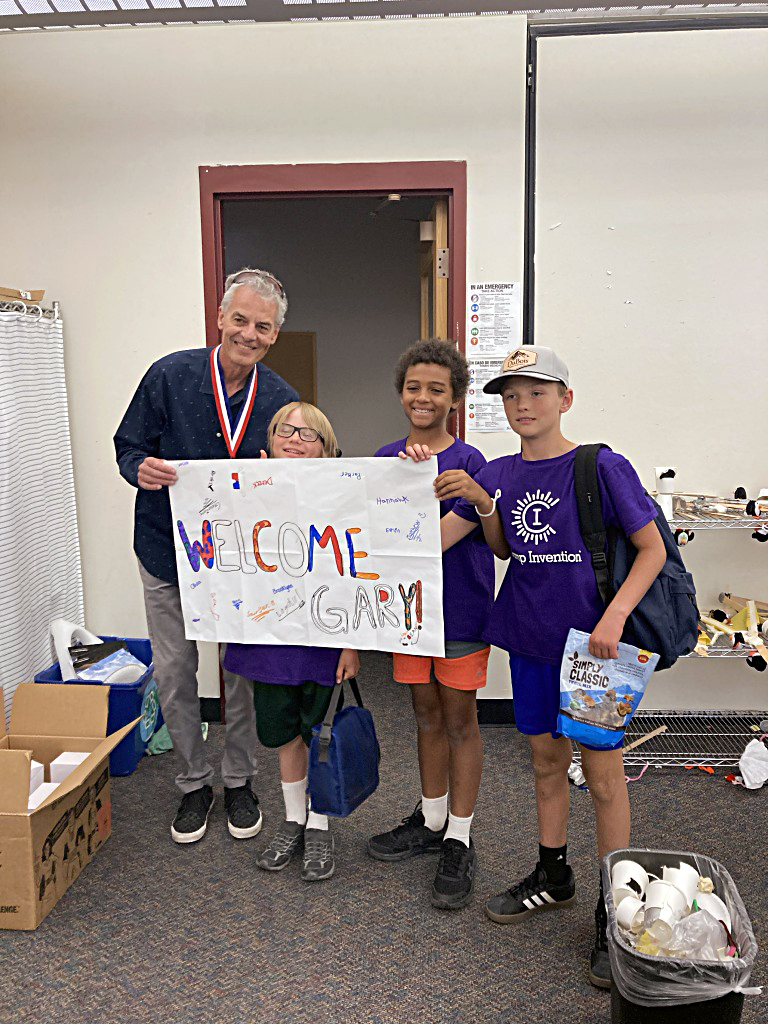 InventorsHOF's tweet image. Each year, we’re thrilled to work with our Inductees to introduce @CampInvention campers to real-world STEM role models. In June, campers in Texas & Colorado received a visit from Fran Ligler, Gary Sharp & Jackie Quinn to hear their stories & show off their creations! #RoleModel