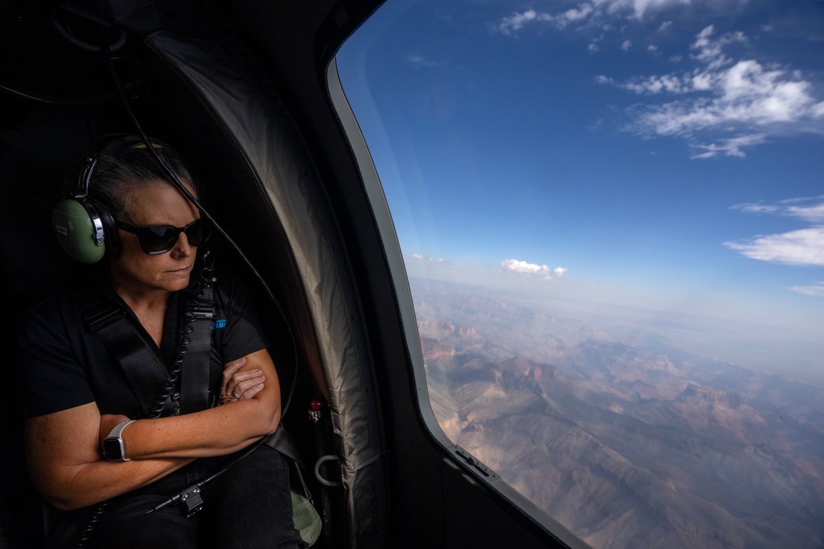 GovernorHobbs's tweet image. This weekend, I surveyed the Dragon Bravo Fire and spoke with federal officials on the ground combating the flames. Seeing the burned remains of the Grand Canyon Lodge and other damage was devastating. I was heartened to meet the brave men and women who are doing everything they…