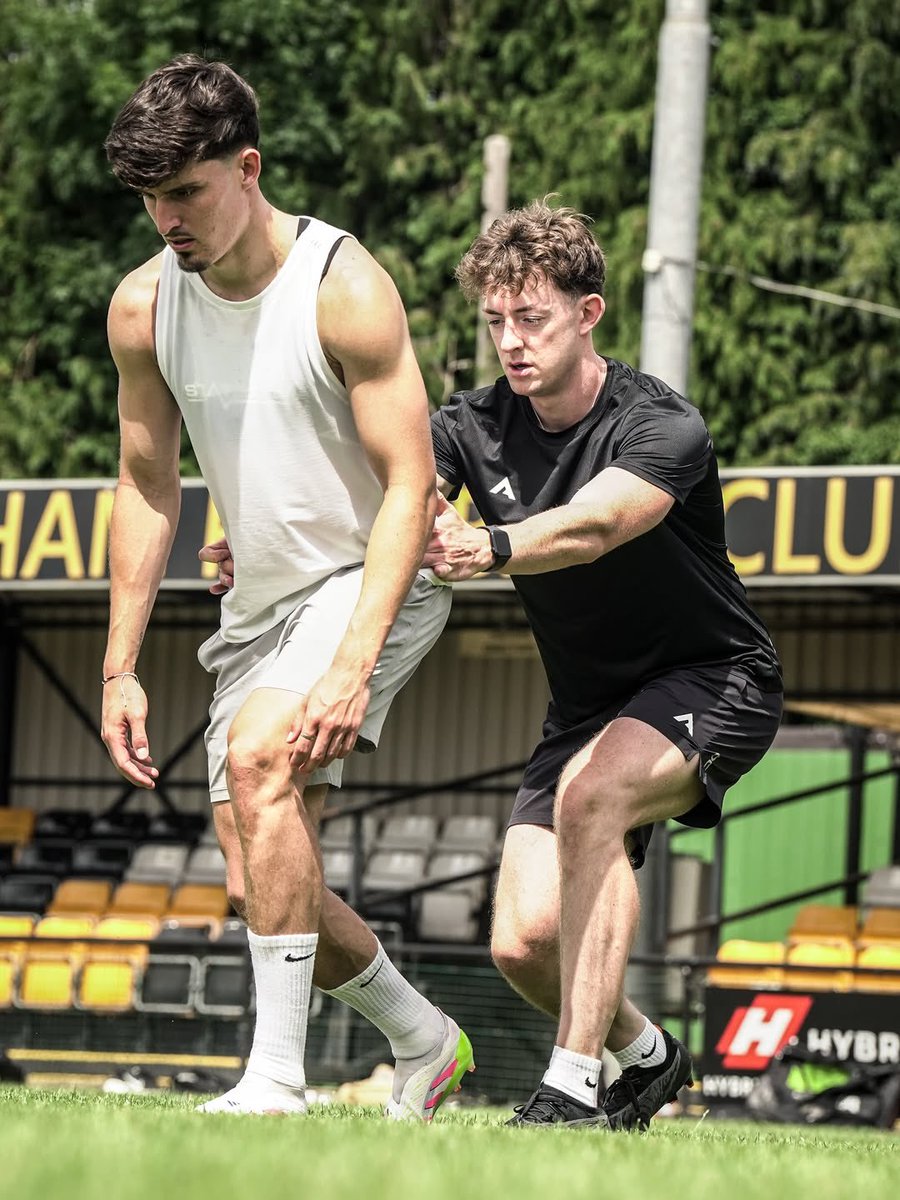 MersthamFC1892's tweet image. ๐๐๐ฉ๐ฅ๐๐ ๐๐ก๐ง๐ข ๐
๐ ๐๐ฅ๐ฆ๐ง๐๐๐
Another week, another Premier League baller through the doorโฆ ๐
Fresh off lifting the U21 Euros with @England just over three weeks ago, now @tino_livramentoโs putting in serious work on our turf.
Great to have you down! ๐
#UTM ๐งก๐ค
