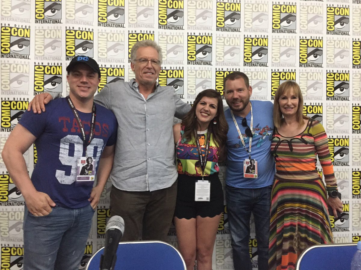 therealcliffyb's tweet image. Throwback to when I got to a #SDCC2025 panel with the legendary @GunnerGale.
Imagine what it took to be such a badass movie producer in the 80's and beyond. She just has a way of commanding the room which is why she's a legend.