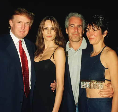 OccupyDemocrats's tweet image. BREAKING: Major bombshell drops as a Jeffrey Epstein accuser reveals that she asked the FBI twice to look into Donald Trump after a disturbing incident with him — first in 1996 and then roughly a decade later.
The details will make your skin crawl...
Maria Farmer told The New…