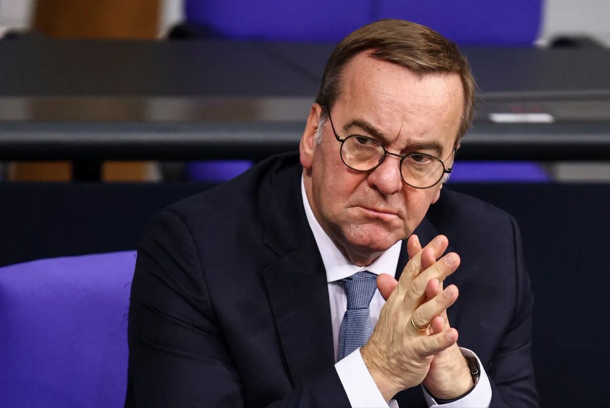 ivan_8848's tweet image. Five Patriot systems will arrive from Germany to Ukraine - German Defense Minister Pistorius.
An agreement on this was reached during a meeting between Pistorius and his counterpart Hegseth in Washington last week.
In return, Germany is expected to receive five new Patriots,…